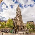 Rue Saint-maur 1-bed Balcony And View