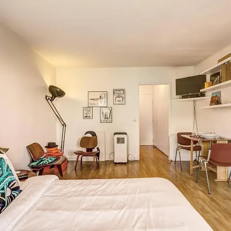 Rue Saint-maur 1-bed Balcony And View Apartment *