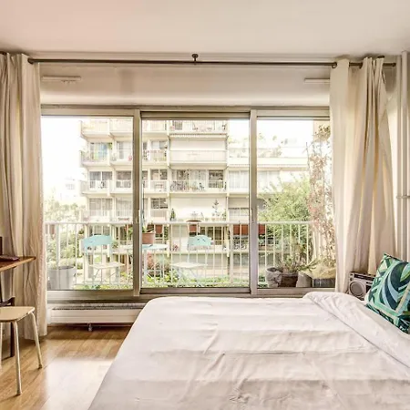 Rue Saint-maur 1-bed Balcony And View *