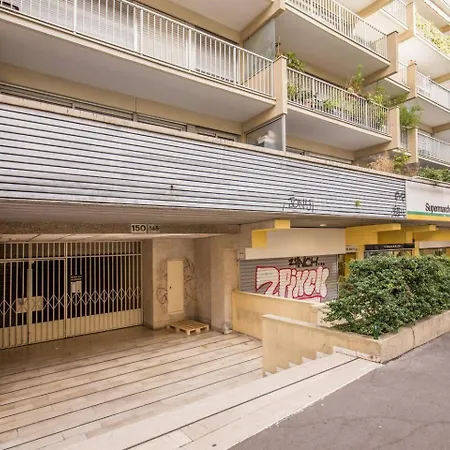 Rue Saint-maur 1-bed Balcony And View *