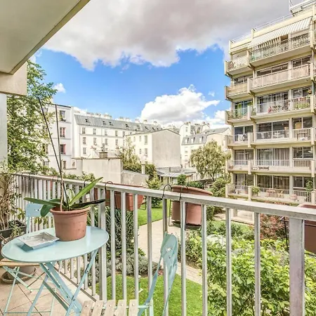 Rue Saint-maur 1-bed Balcony And View Apartment Paris