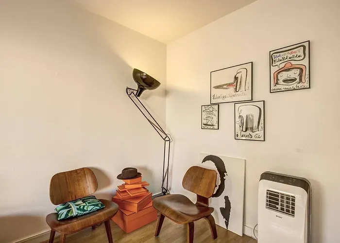 Rue Saint-maur 1-bed Balcony And View *