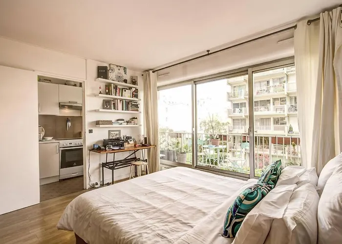Rue Saint-maur 1-bed Balcony And View Apartmán Paříž