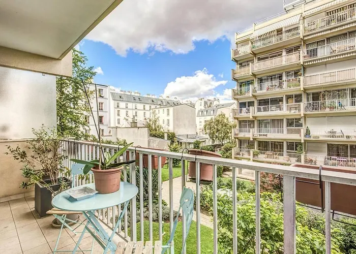 Rue Saint-maur 1-bed Balcony And View Apartmán Paříž